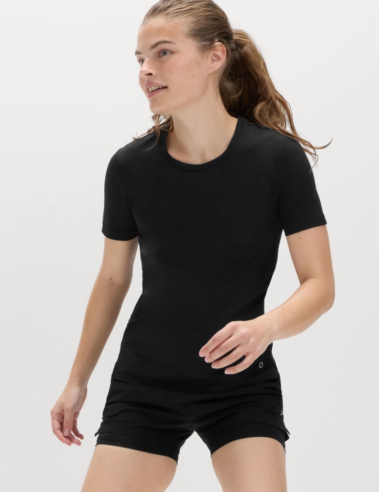 Scoop Neck Fitted T-Shirt