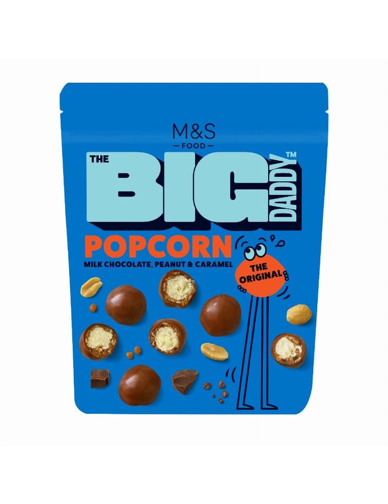 Popcorn se slaným karamelem máčený v mléčné čokoládě s drcenými a mletými praženými arašídy, hořkou čokoládou a kousky máslového