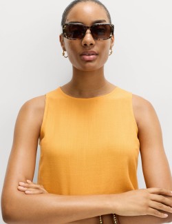 Vest with Linen