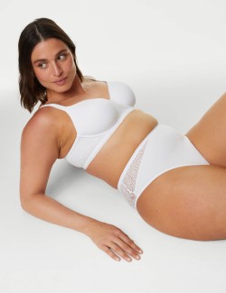 Hladká podprsenka Body Soft™ s kosticemi a plnými košíčky, vel. A–E