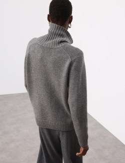 Merino Wool Rich Relaxed Jumper with Cashmere