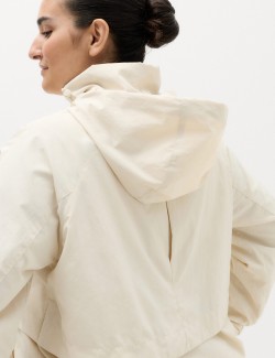 Nepromokavá bunda se stojáčkem s technologií Stormwear™