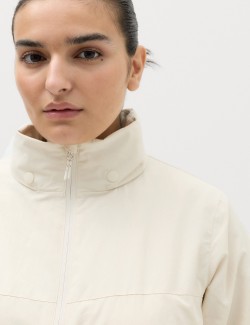 Nepromokavá bunda se stojáčkem s technologií Stormwear™
