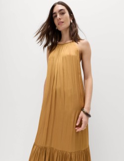 Round Neck Midaxi Tiered Dress