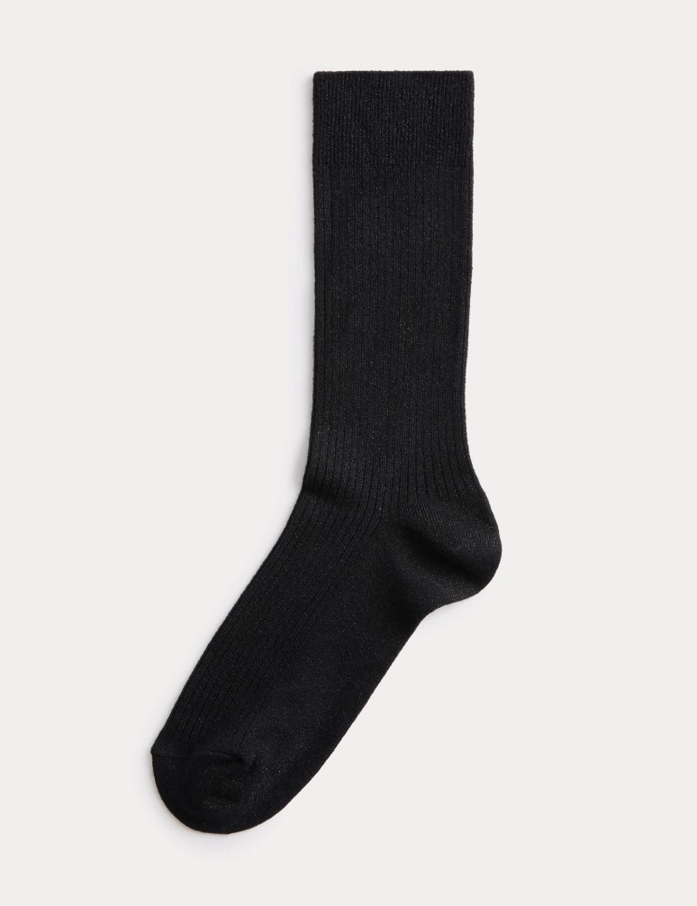 All Over Ribbed Ankle High Socks