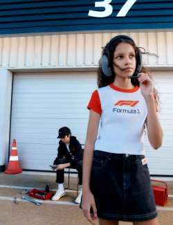 Formula 1® Fitted Crop T-Shirt (6-16 Yrs).
