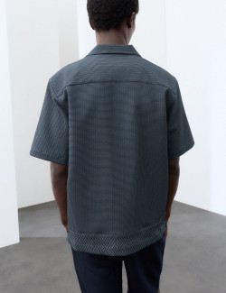 Geometric Jacquard Short Sleeve Shirt