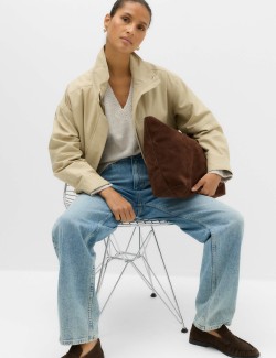 V-Neck Relaxed Jumper With Wool