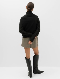 Air-Yarn Tie High Neck Jumper