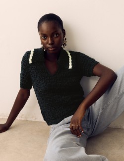 Textured Collared Short Sleeve Knitted Polo With Wool