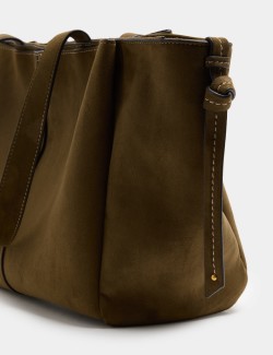 Kabelka tote se třemi přihrádkami
