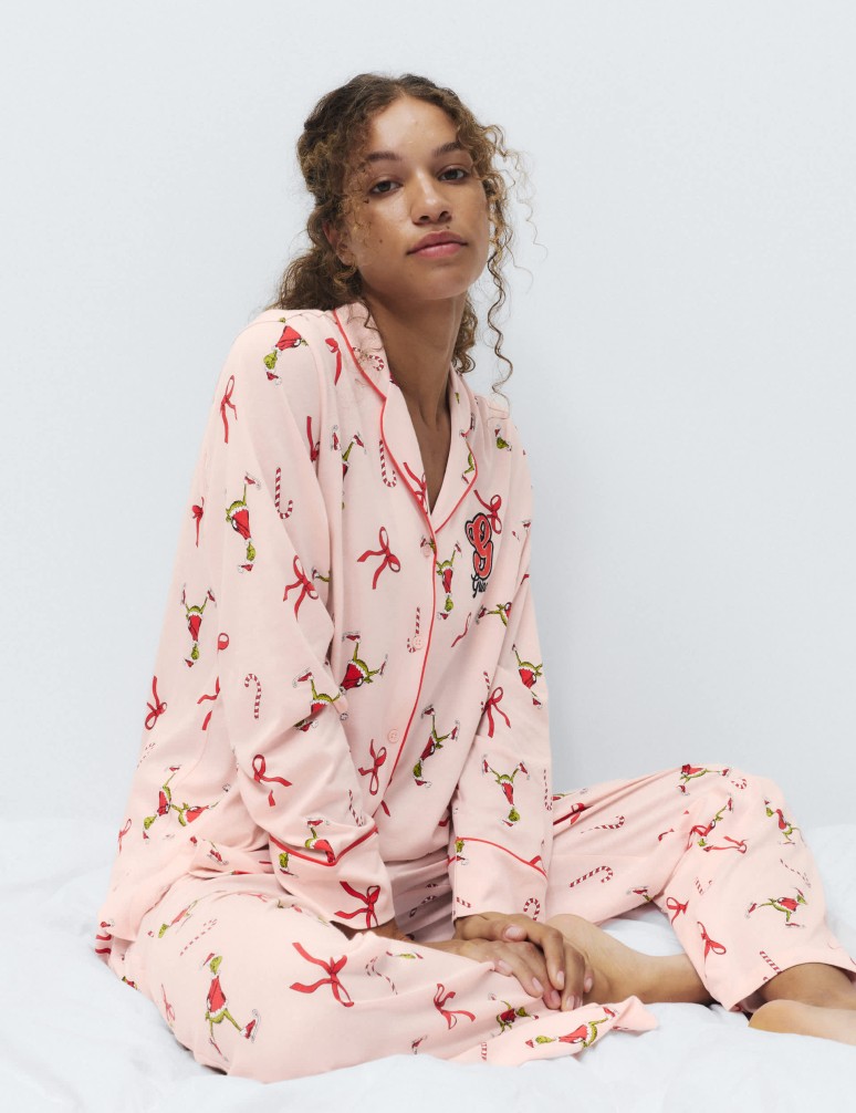 The Grinch™ Family Christmas Cool Comfort™ Pyjama Set
