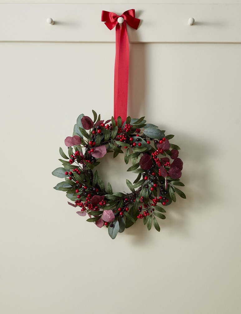 Red Berry Wreath