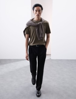 Tričko z prémiové bavlny, úzký střih