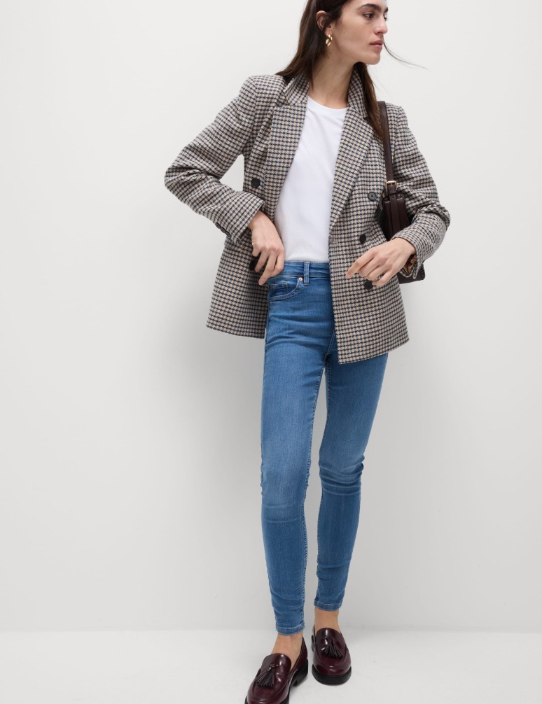 Přiléhavé džíny střihu Ivy