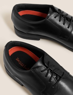 Kožená obuv typu derby s technologií Airflex™
