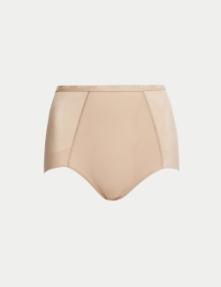 Kalhotky do pasu s technologií Tummy Control Flexifit™