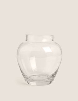 Střední váza urnového tvaru