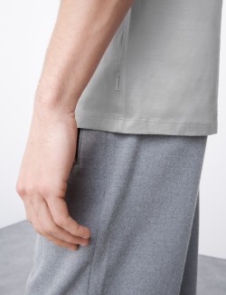 Tričko z prémiové bavlny, úzký střih