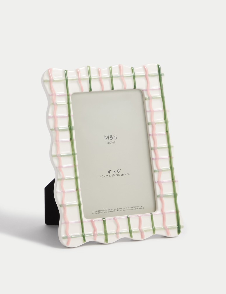 Wiggle Check Ceramic Photo Frame 4x6 inch