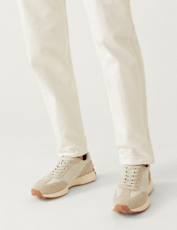 Džíny střihu Mom s vysokým pasem