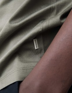 Tričko z prémiové bavlny, úzký střih